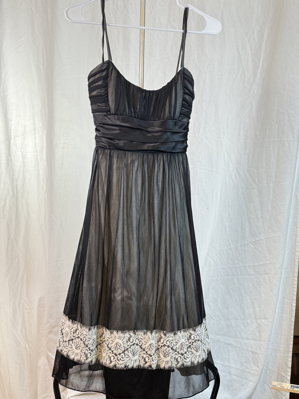 Jodi Kristopher Womem's Spaghetti Strap Black Dress with Cream Lace Hem sz 5/6